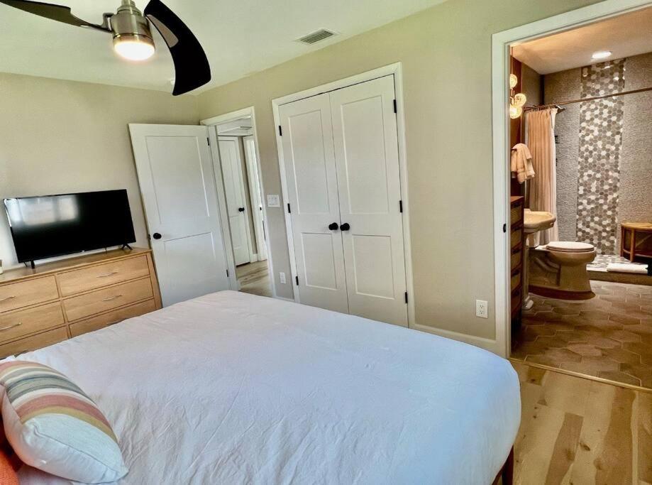 Sea La Vie - Beach Town Charm+Newly Renovated Cocoa Beach Exterior foto